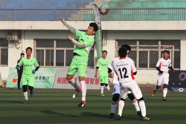 巴莱巴或成第三位赛后转为曼联出场者