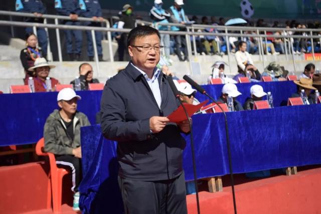 老詹继续上班！感恩节赛程：热火VS76人 狼VS雷霆 马刺VS开拓者